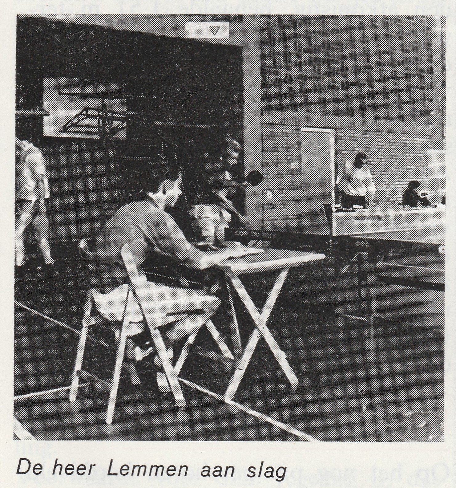 Vries Robbe - Onze bedrijven - 1969-09 - Pagina 143 - Billitonade - dhr. Lemmen tafeltennis.jpg